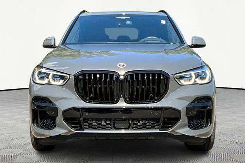 2023 BMW X5 M50i