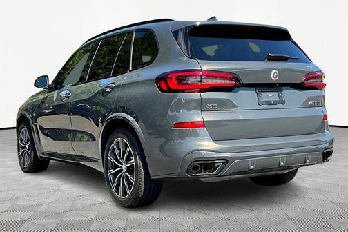 2023 BMW X5 M50i