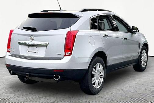 Radiant Silver Metallic 2013 Cadillac SRX Base