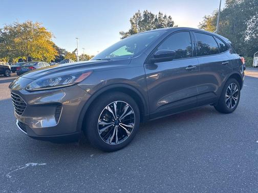 2021 Ford Escape SE