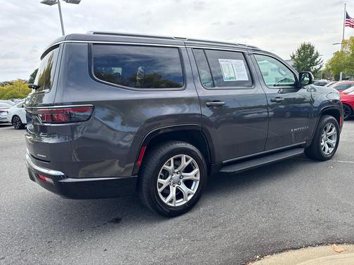 2022 Jeep Wagoneer Series II 4x4