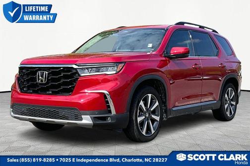 Radiant Red Metallic II 2025 Honda Pilot Touring 8-Passenger