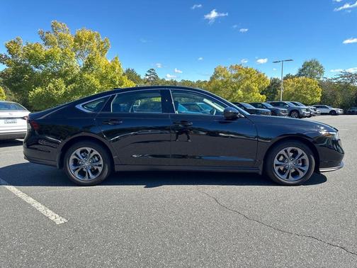 2024 Honda Accord EX 1.5T
