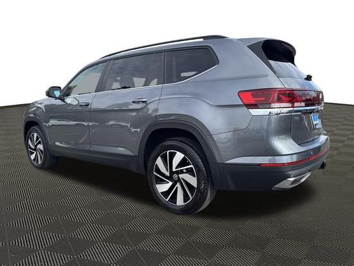 2024 Volkswagen Atlas 2.0T SE w/Technology 4MOTION