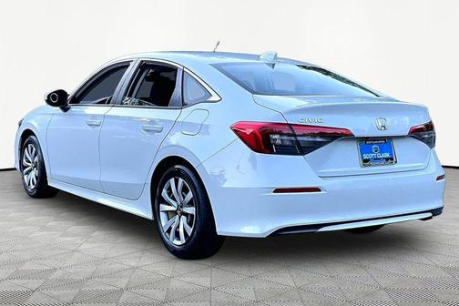 Platinum White Pearl 2022 Honda Civic LX