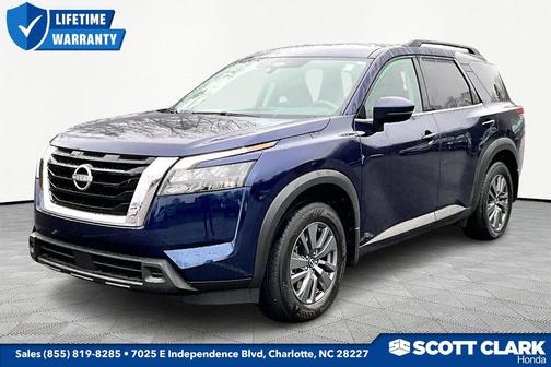 2024 Nissan Pathfinder SV FWD