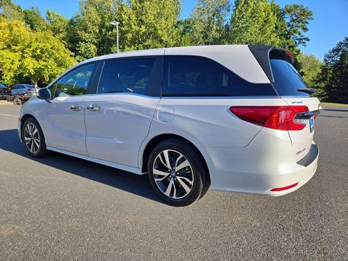 2024 Honda Odyssey Touring