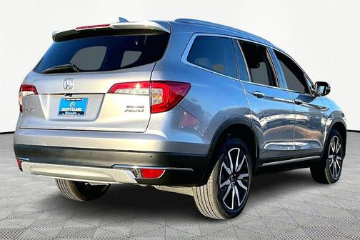 2021 Honda Pilot Touring 8-Passenger