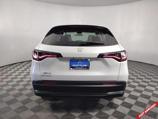 2026 Honda HR-V LX