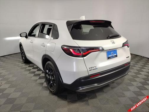 2025 Honda HR-V 2WD Sport