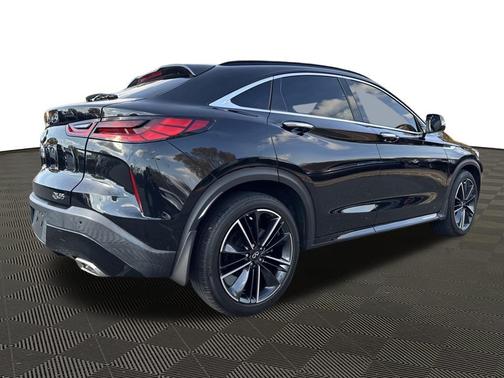 2022 INFINITI QX55 LUXE