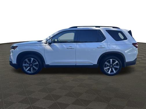 2023 Honda Pilot Touring 8-Passenger