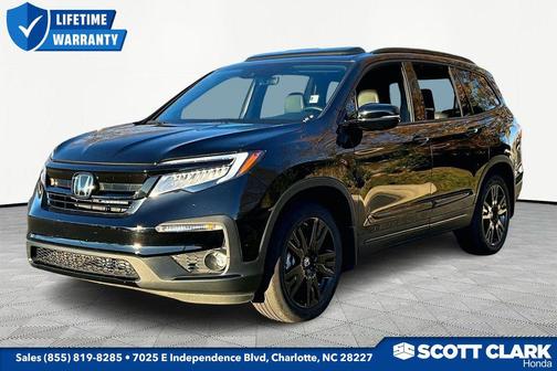 2022 Honda Pilot AWD Black Edition