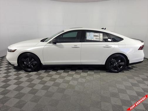 2025 Honda Accord Hybrid Base