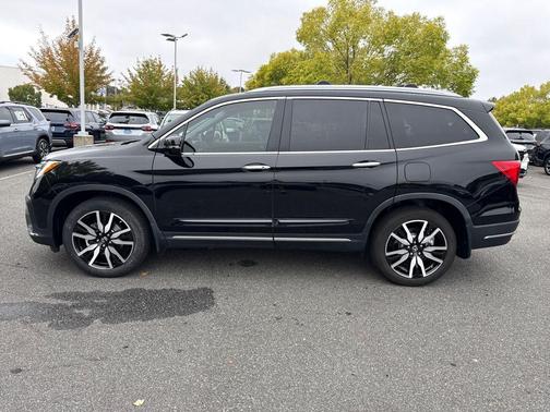 2022 Honda Pilot AWD Elite