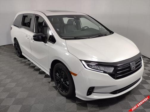 2023 Honda Odyssey Sport