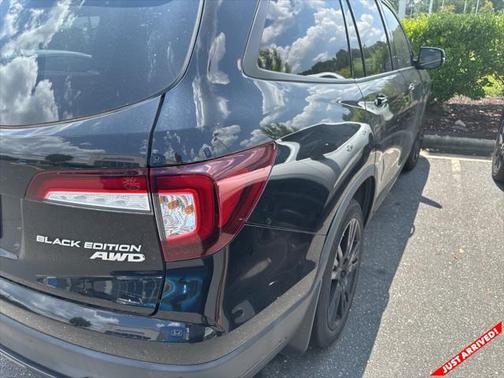 2021 Honda Pilot AWD Black Edition