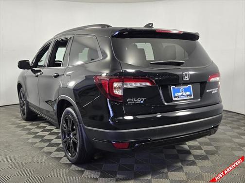 2021 Honda Pilot AWD Black Edition