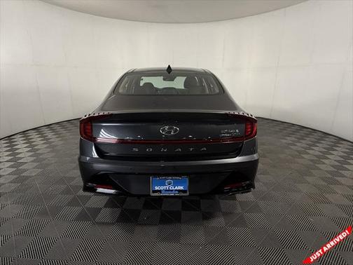 2022 Hyundai SONATA Limited