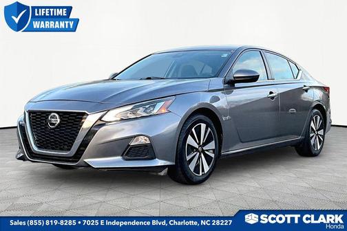 2022 Nissan Altima 2.5 SV