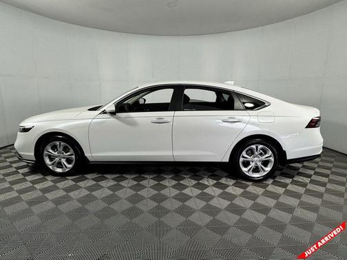 2025 Honda Accord LX 1.5T