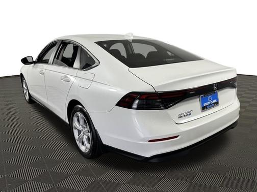 2025 Honda Accord LX 1.5T