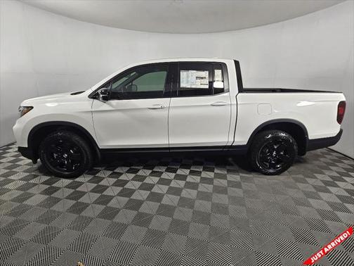 2025 Honda Ridgeline Black