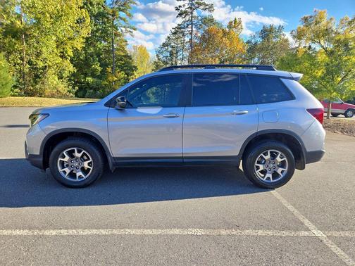 2023 Honda Passport AWD TrailSport