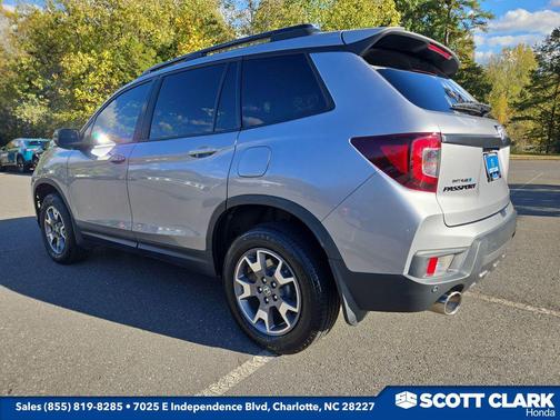 2023 Honda Passport AWD TrailSport