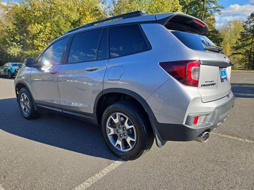 2023 Honda Passport AWD TrailSport
