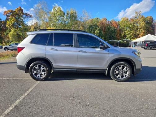 2023 Honda Passport AWD TrailSport