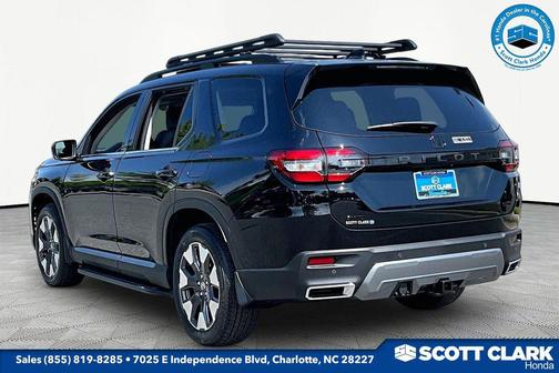 Crystal Black Pearl 2026 Honda Pilot Elite