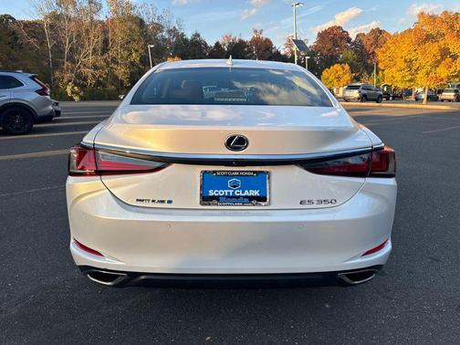 2024 Lexus ES 350 Base