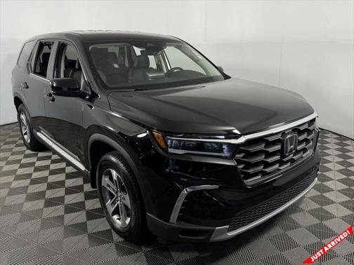 2024 Honda Pilot EX-L 7 Passenger