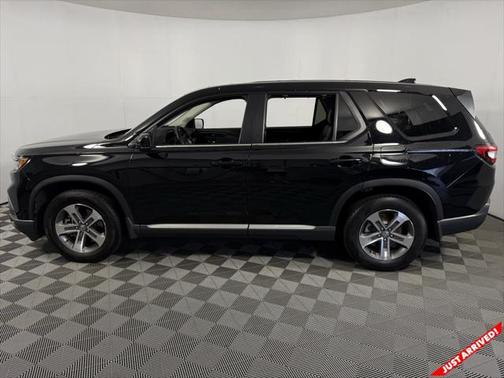 2024 Honda Pilot EX-L 7 Passenger