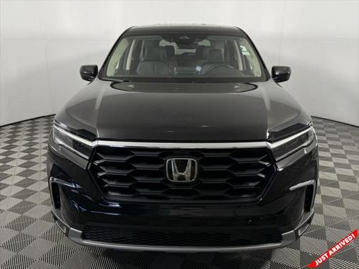 2024 Honda Pilot EX-L 7 Passenger