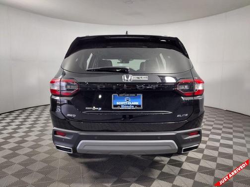 2025 Honda Pilot Elite