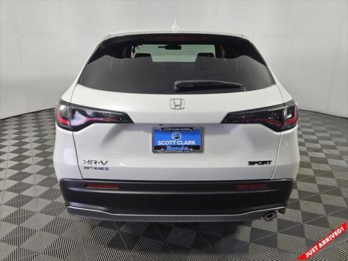 2025 Honda HR-V 2WD Sport