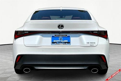 2022 Lexus IS 300 Base