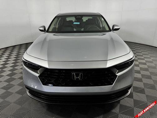 2025 Honda Accord LX 1.5T