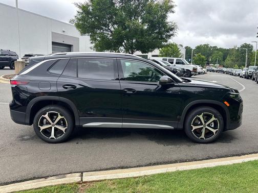 deep black pearl 2026 Volkswagen Tiguan 2.0T SE