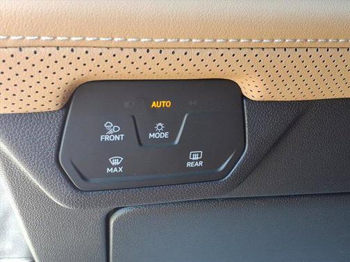 2026 Volkswagen Atlas Cross Sport 2.0T SEL