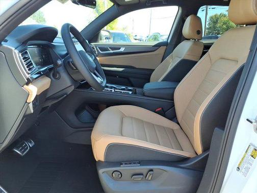 2026 Volkswagen Atlas Cross Sport 2.0T SEL