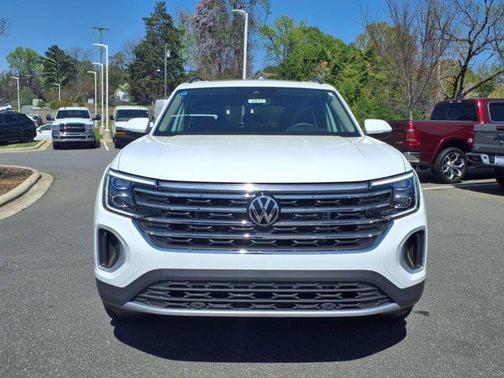 2025 Volkswagen Atlas 2.0T SE w/Technology 4MOTION