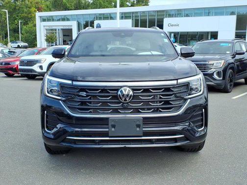 2025 Volkswagen Atlas Cross Sport 2.0T SEL Premium