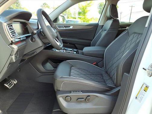 2026 Volkswagen Atlas 2.0T SEL Premium R-Line 4MOTION