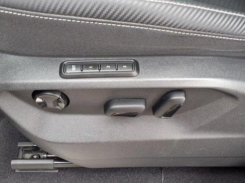 2023 Volkswagen Atlas Cross Sport 2.0T SEL