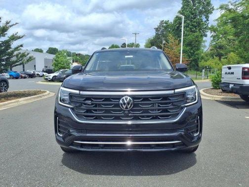 2025 Volkswagen Atlas 2.0T SEL Premium R-Line 4MOTION