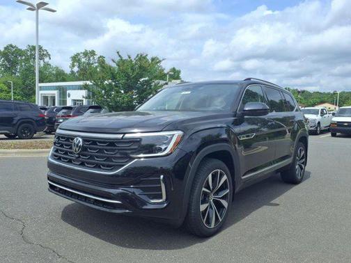 2025 Volkswagen Atlas 2.0T SEL Premium R-Line 4MOTION