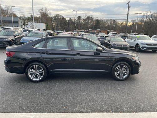 2022 Volkswagen Jetta 1.5T SE